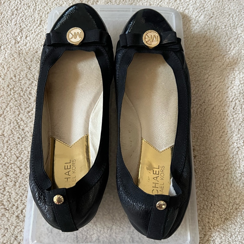 Michael Kors flats